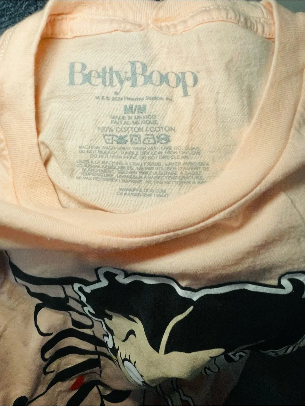 Betty Boop Light Pink Graphic Tee with Red Accents - Picture 4 of 4